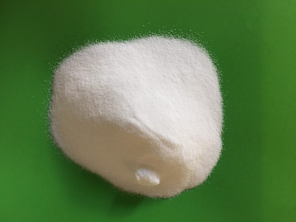 Đường Nho Pháp ở dạng tinh thể hạt mịn màu trắng